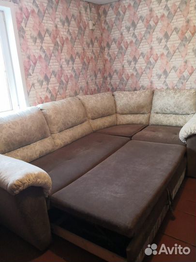 Угловой диван