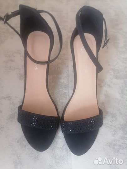 Босоножки 39