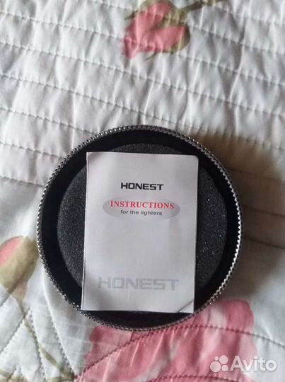 Подарочная газовая зажигалка Honest
