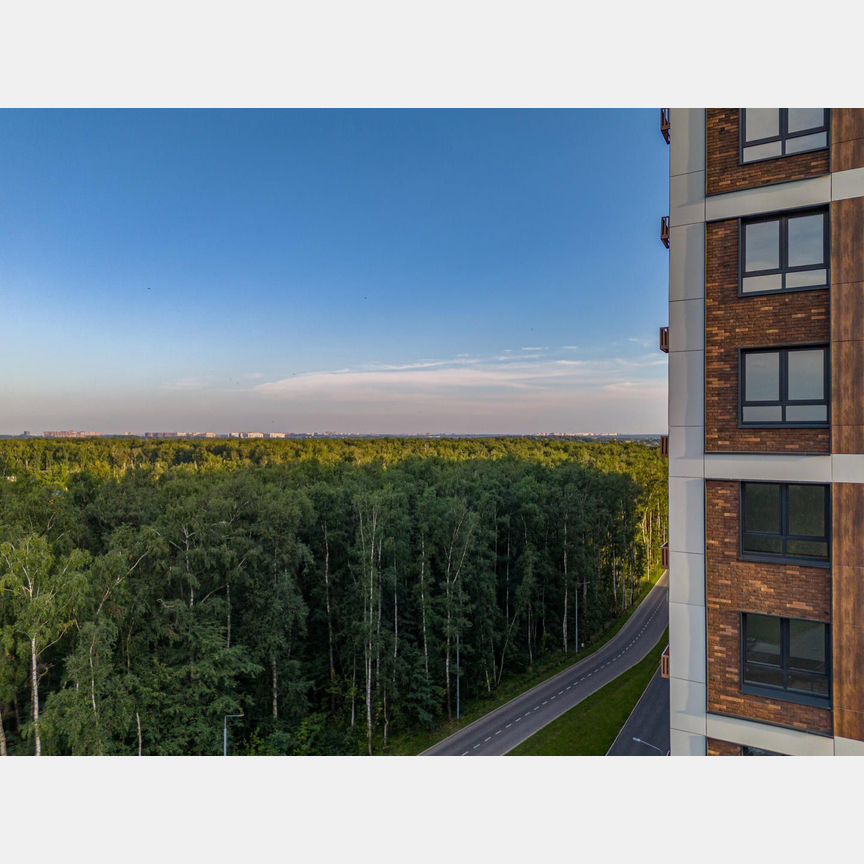 2-к. квартира, 79,3 м², 8/16 эт.