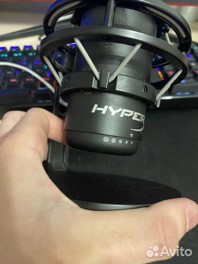 Микрофон HyperX Quadcast S