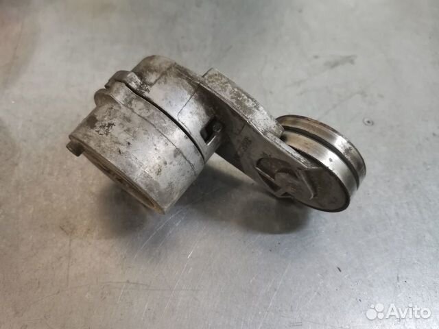 Натяжитель приводного ремня VAG V6 078903133Q