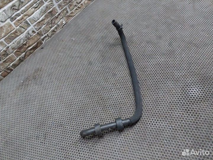 Патрубок системы охлаждения Mercedes-Benz G-Class