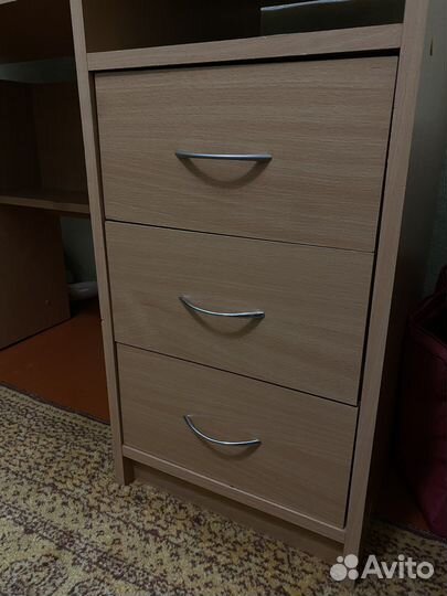 Компьютерный стол