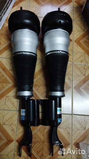 Пневмостойка передняя пр лв Mercedes ML GL 166