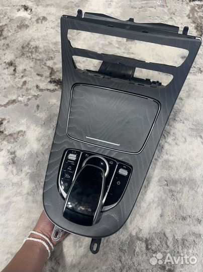 Консоль центральная Mercedes-Benz Cls