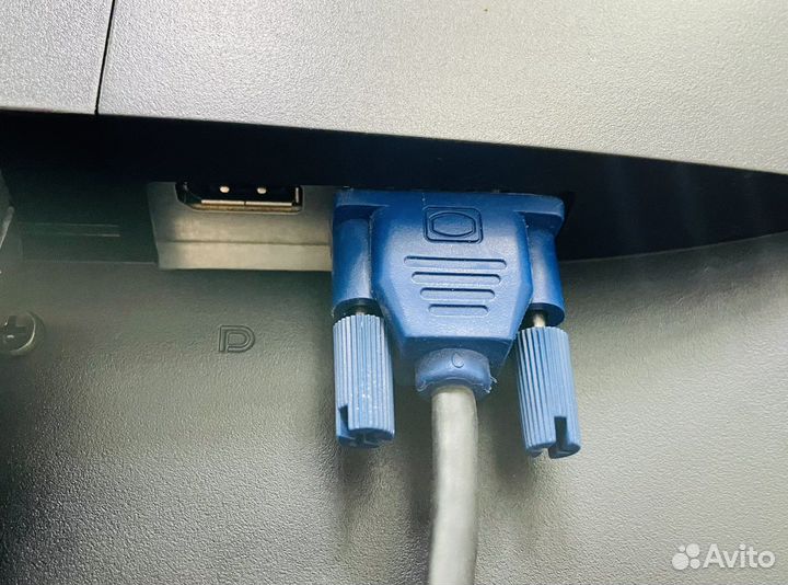 Монитор Dell 23