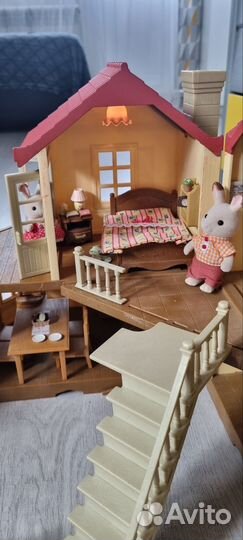 Sylvanian Families Дом со светом+Семья зайцев