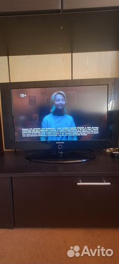Телевизор ЖК Samsung 32 дюйма