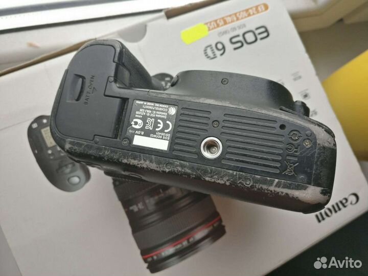 Зеркальный фотоаппарат canon 6d