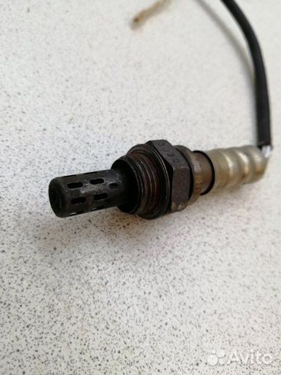 Датчик кислородный Nissan Bassara jtnu30 QR25DE