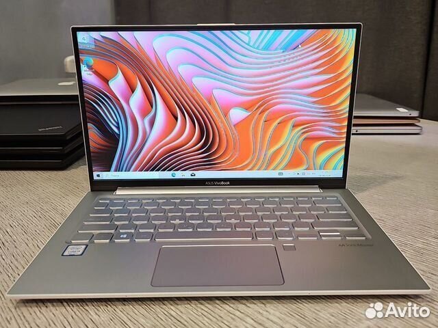Asus 13 S330F FHD IPS i3-8145U 4-ядра 4Gb/256SSD