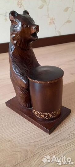 Колекционный медведь с бочонком мёда из СССР