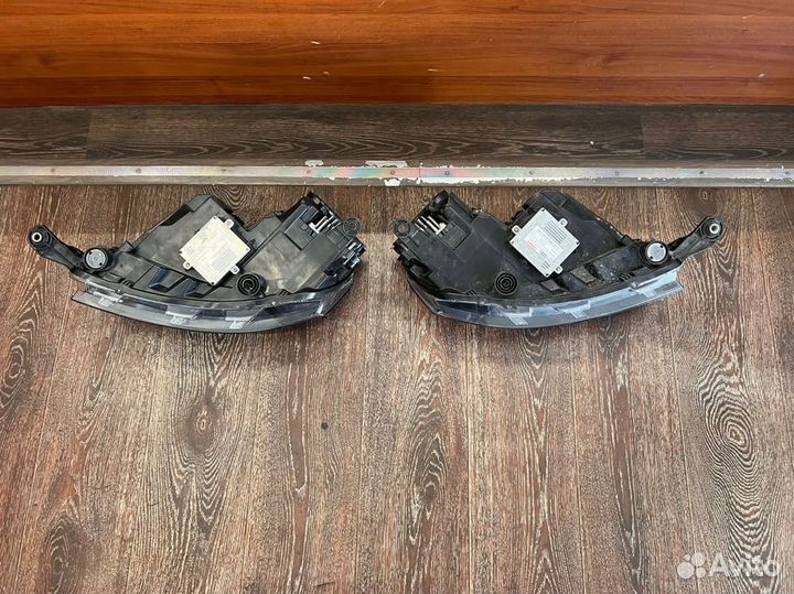 Фары на Skoda Rapid