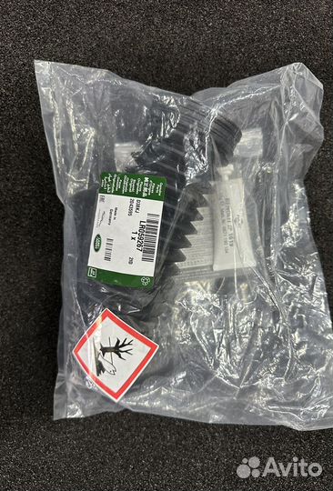 Пыльник рулевой рейки LR059267