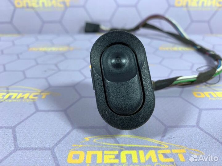 Кнопка стеклоподъемника задняя Opel Omega B