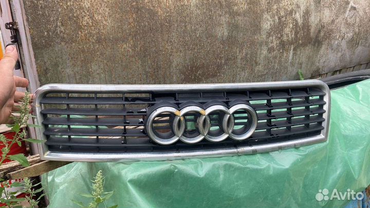 Решетка радиатора audi a4 b6
