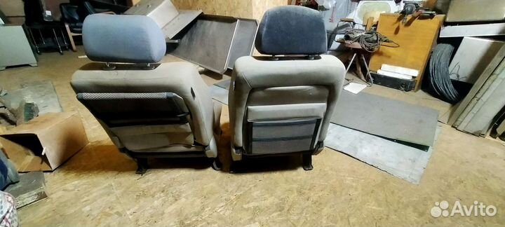 Автомобильные сидения бу