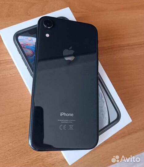 iPhone Xr, 64 ГБ