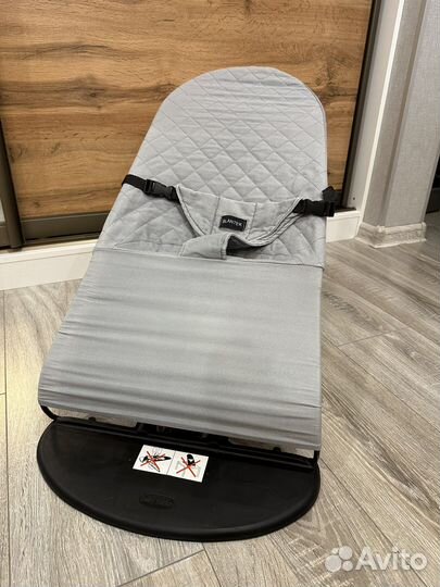 Шезлонг для новорожденных