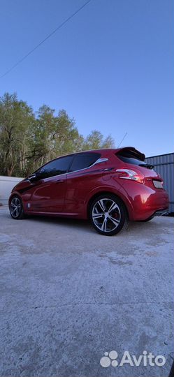 Peugeot 208 1.6 МТ, 2014, 127 000 км