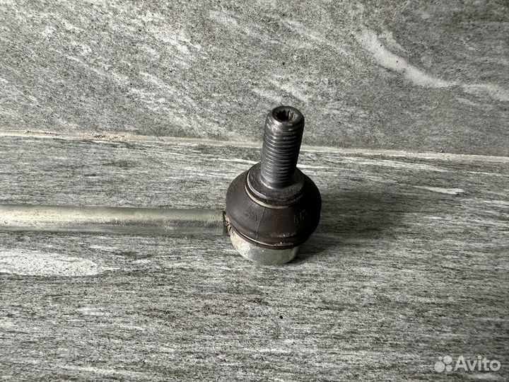 Стойка стабилизатора Tiguan Тигуан