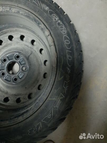 Goodyear UltraGrip 205/55 R16 91T