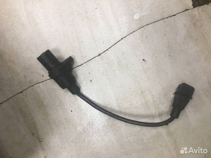 Датчик положения коленвала Hyundai Accent