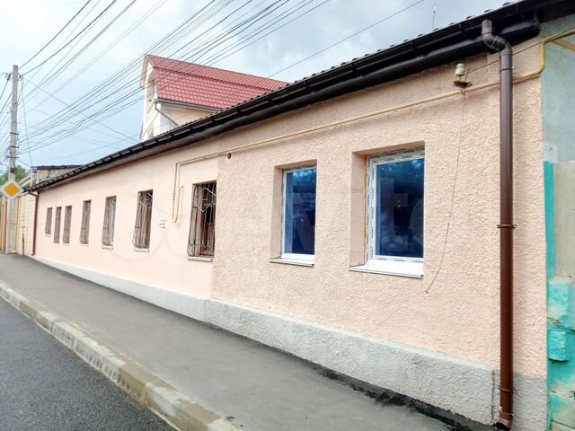 3-к. квартира, 57 м², 1/1 эт.