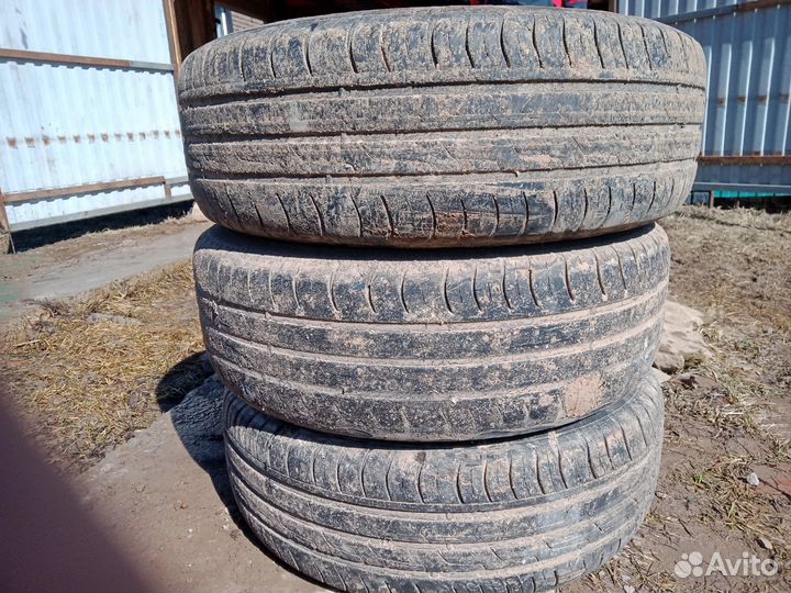 Летние шины на рено Логан