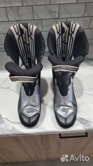 Горнолыжные ботинки