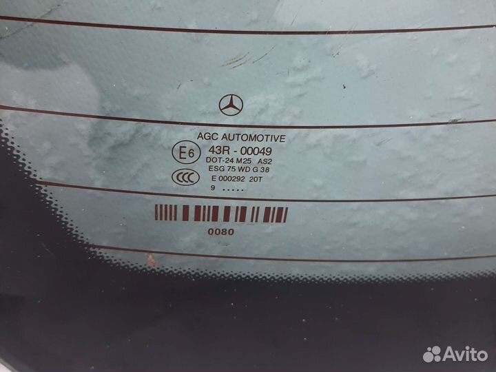 Стекло заднее mercedes w207
