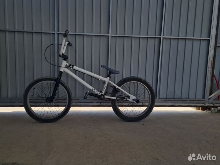 Велосипед bmx TT Level