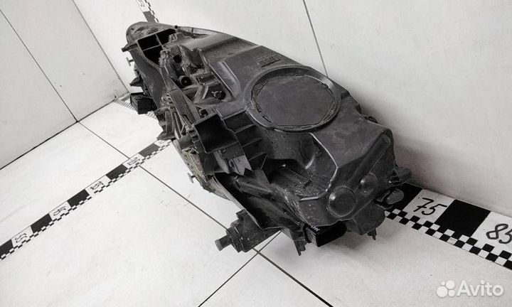 Фара правая Porsche Cayenne