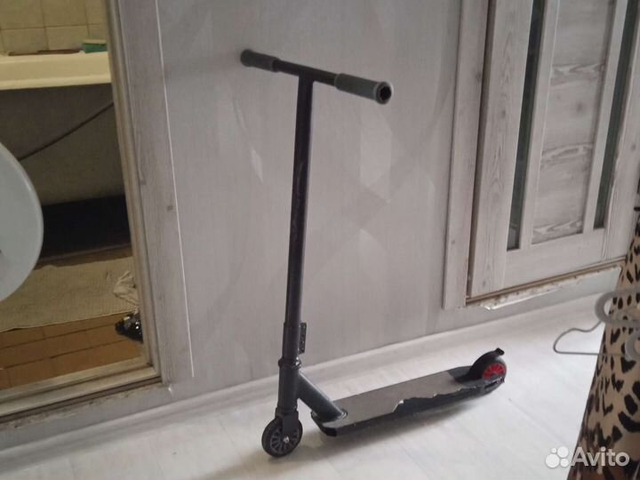 Трюковой самокат