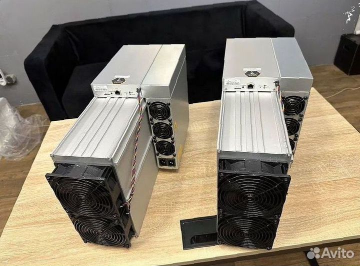 Bitmain Antminer E9 PRO 3780 Mh