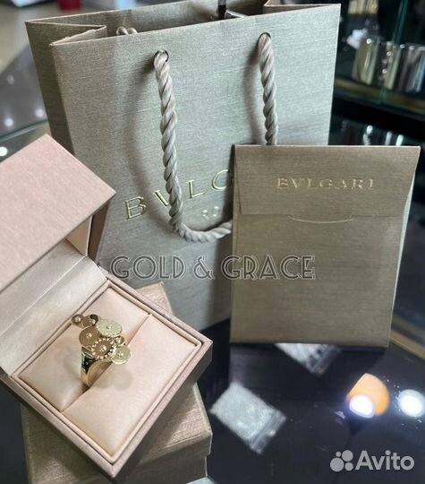 Золотое кольцо женское bvlgari булгари