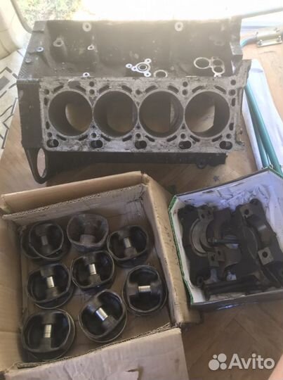 Блок цилиндров с поршнями s62 для М5 е39