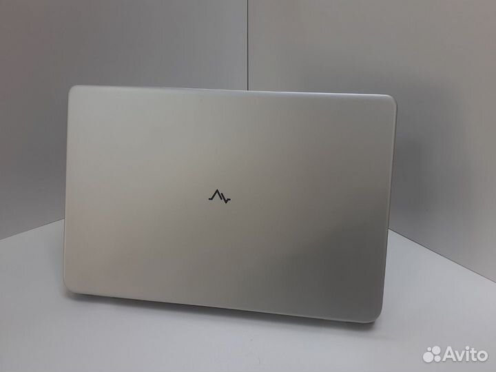 Ноутбук Maibenben M545