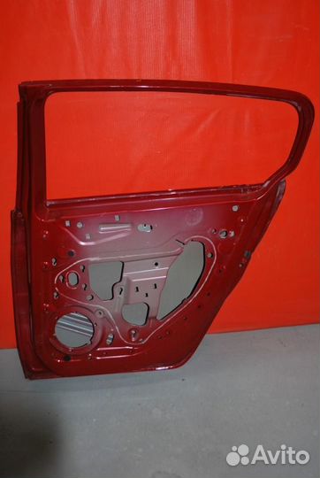 Дверь задняя правая Peugeot 308