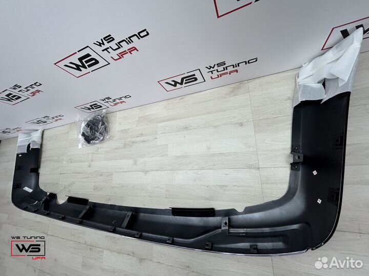 Toyota land cruiser 200 обвес Губа задняя Q894