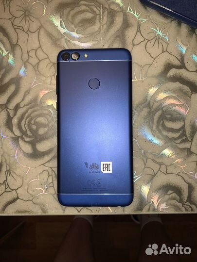 HUAWEI P Smart, 3/32 ГБ