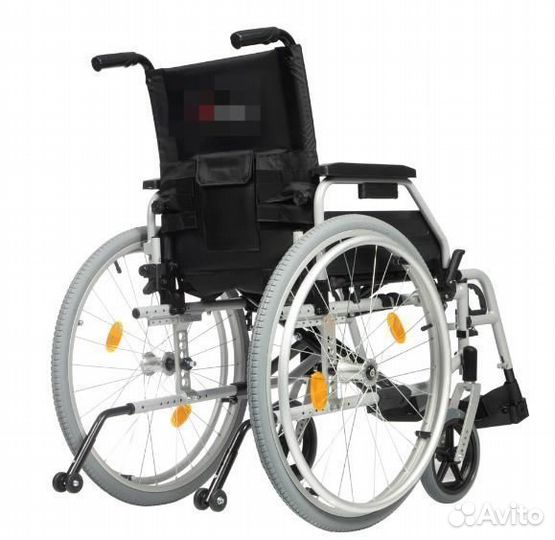 Дешевая инвалидная коляска Base 195