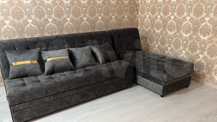 2-к. квартира, 56 м², 2/4 эт.