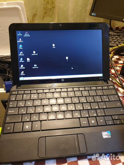 Нетбук HP 110 mini 1010er