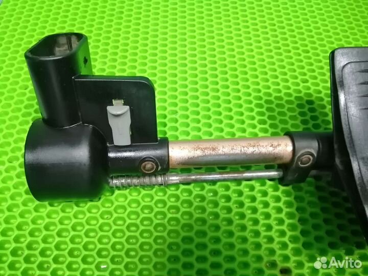 Ось задняя на коляску Belecoo