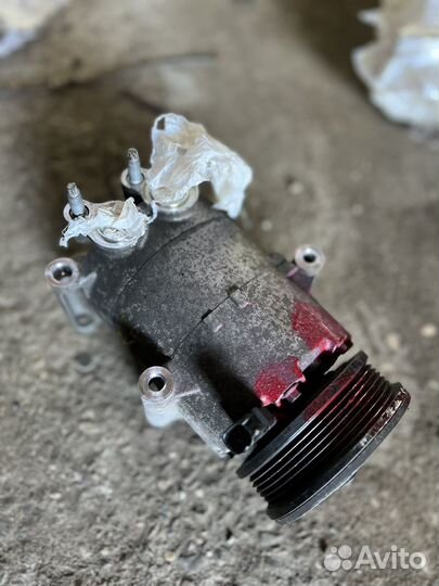 Генератор и компрессор на Ford focus 1.6