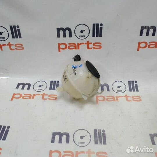 Бачок расширительный Audi Q3 8U 2014