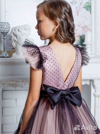 Нарядное платье