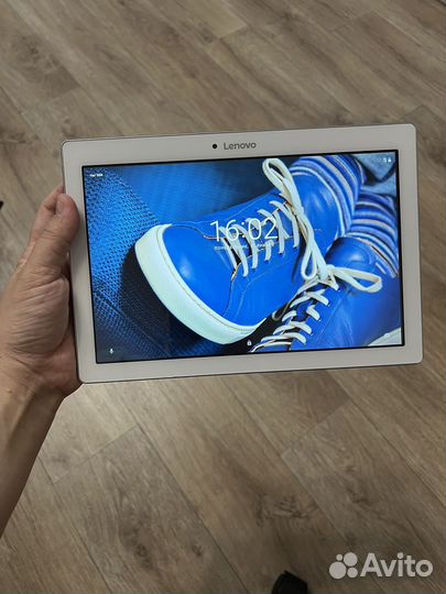 Планшет Lenovo TB2-X30L белый